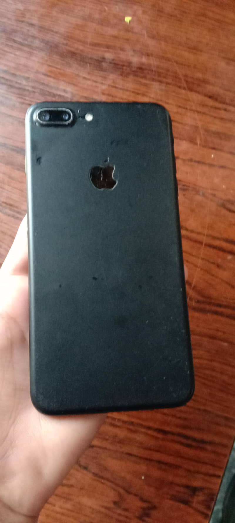 Apple iPhone 7 Plus 0