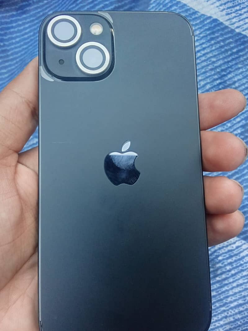Apple iPhone 13 1