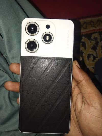 Tecno Spark 10 Pro (Magic Skin Edition) For Sale – Urgent!