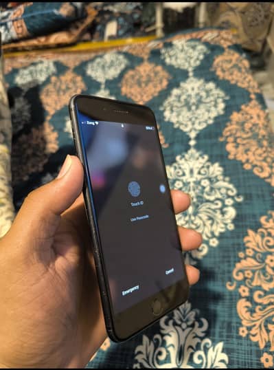 Apple iPhone 7 Plus