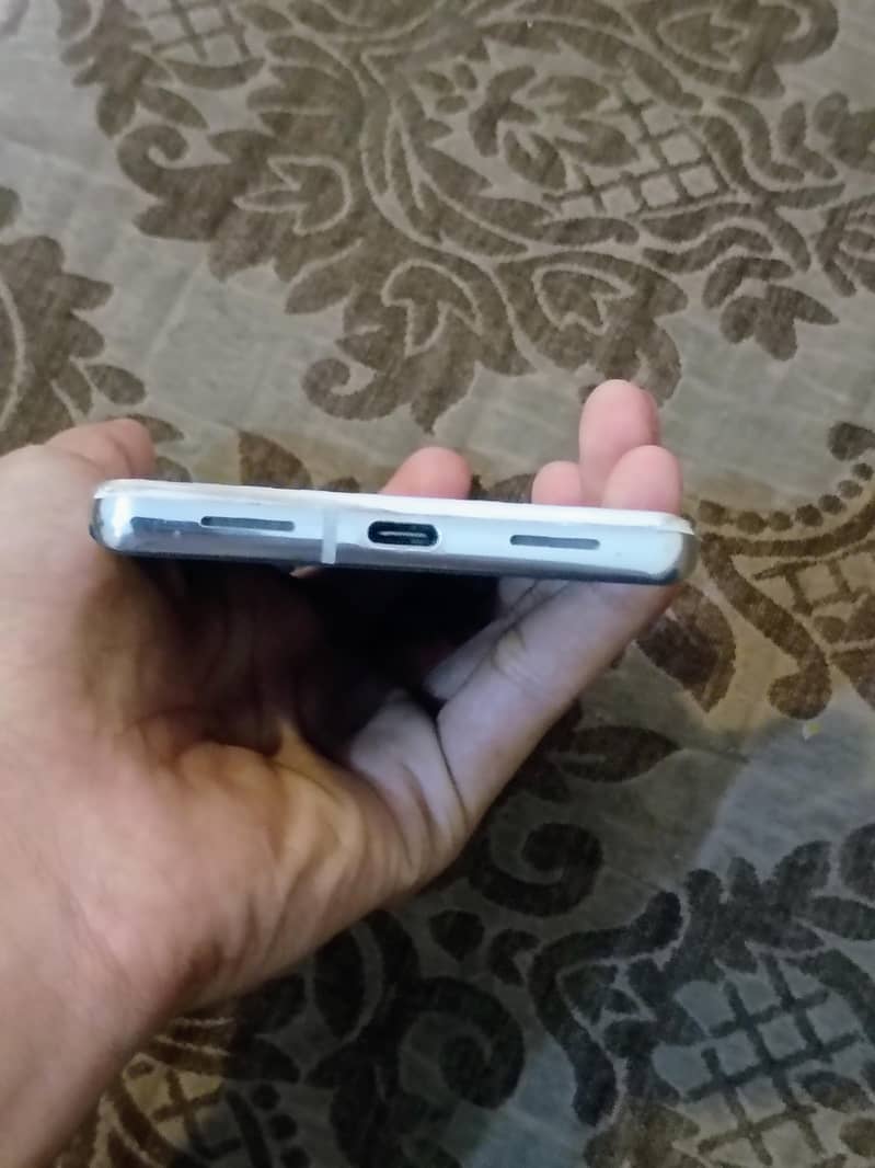 Google Pixel 7 Pro 4