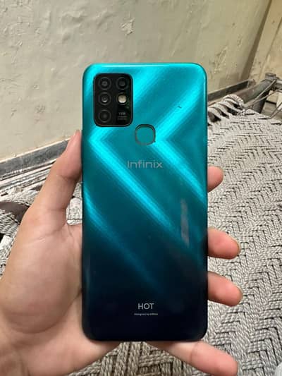 Infinix Hot 10