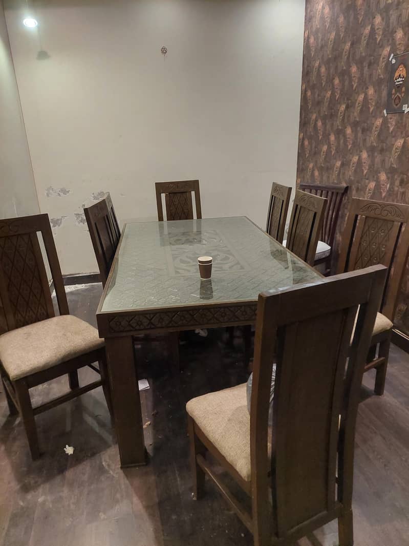 Dining Table and chair 0