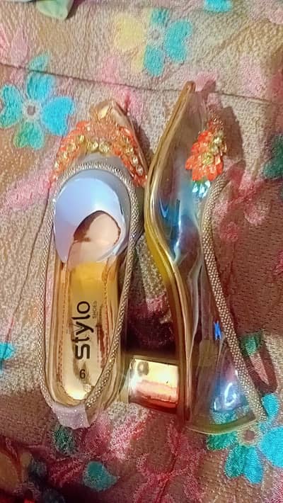 Beautiful  sandles for your princess