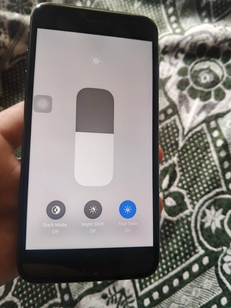 Apple iPhone 8 Plus 2