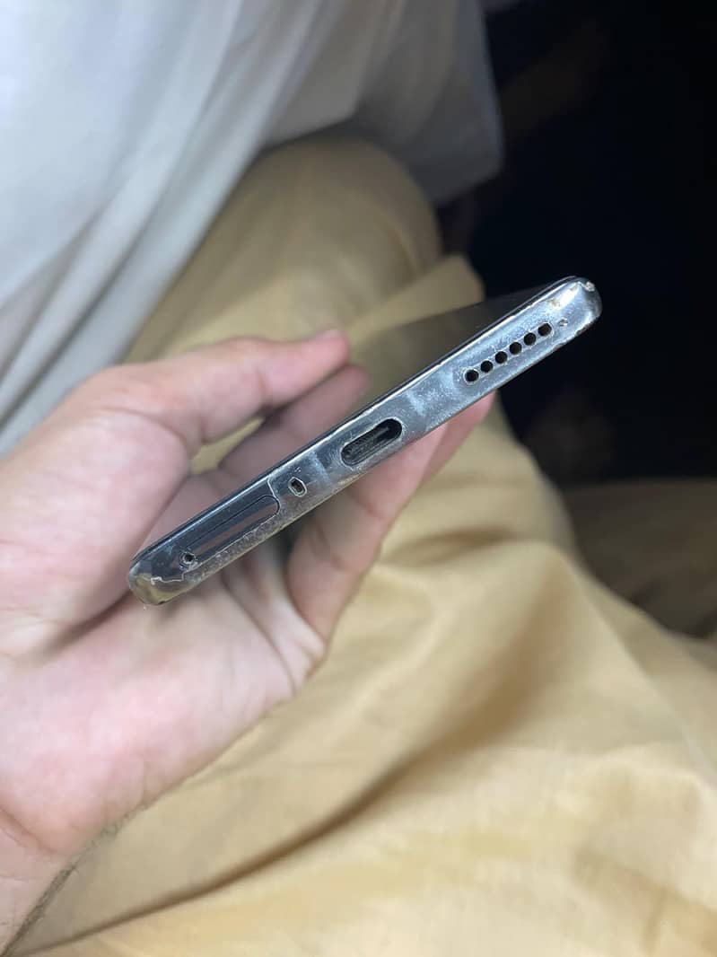 Tecno CAMON 40 Pro 5