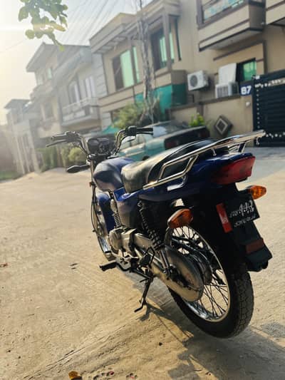 Suzuki GD 119S