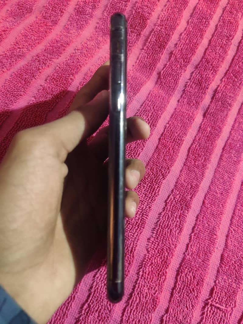 Apple iPhone X 2