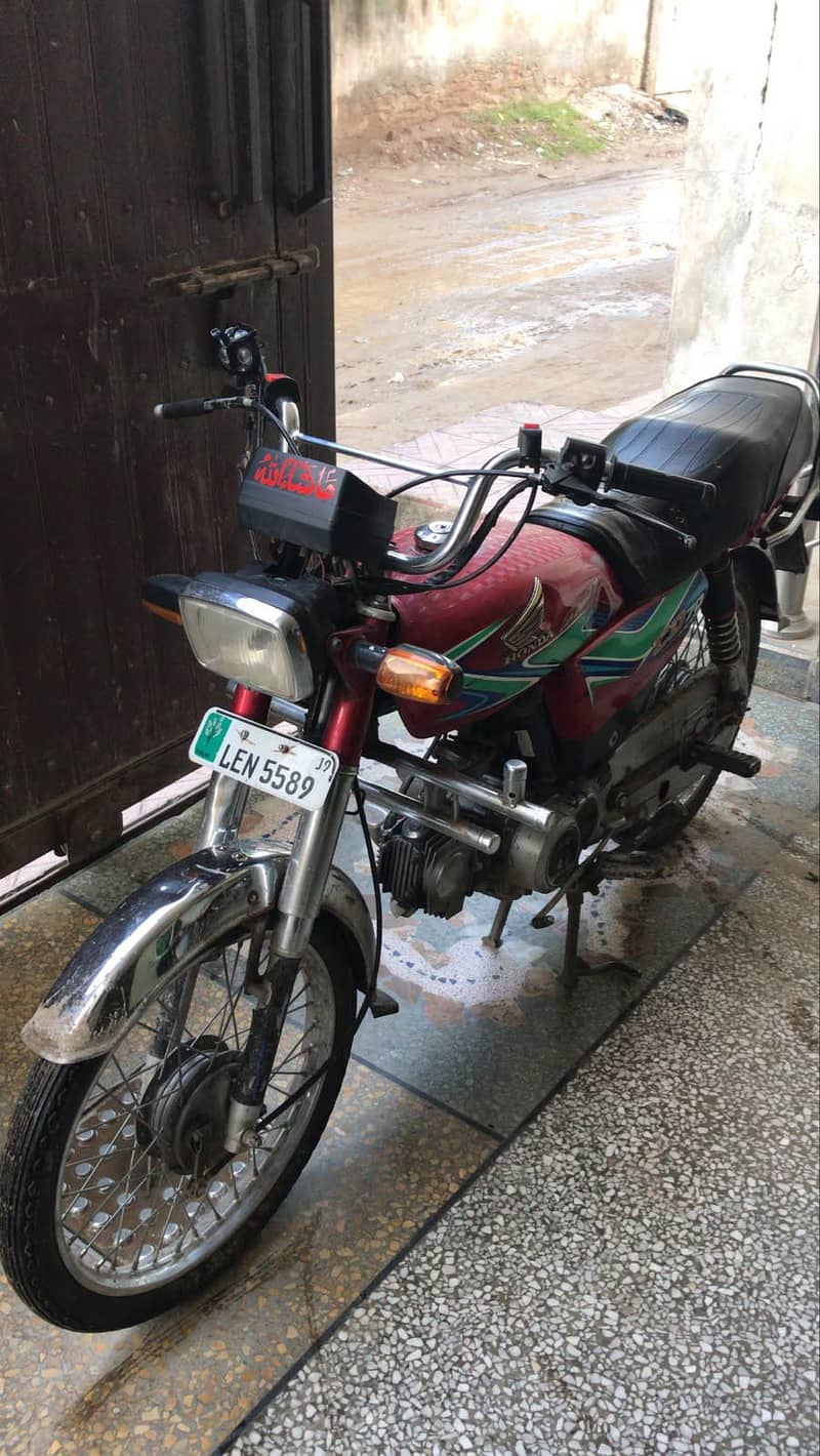 Honda CD 70 4