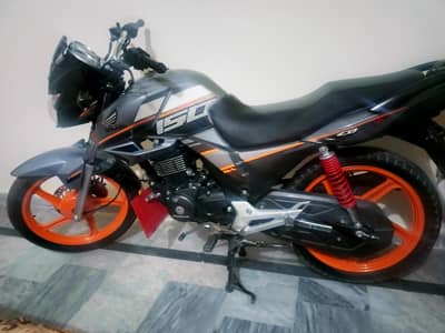 Honda cb-150f