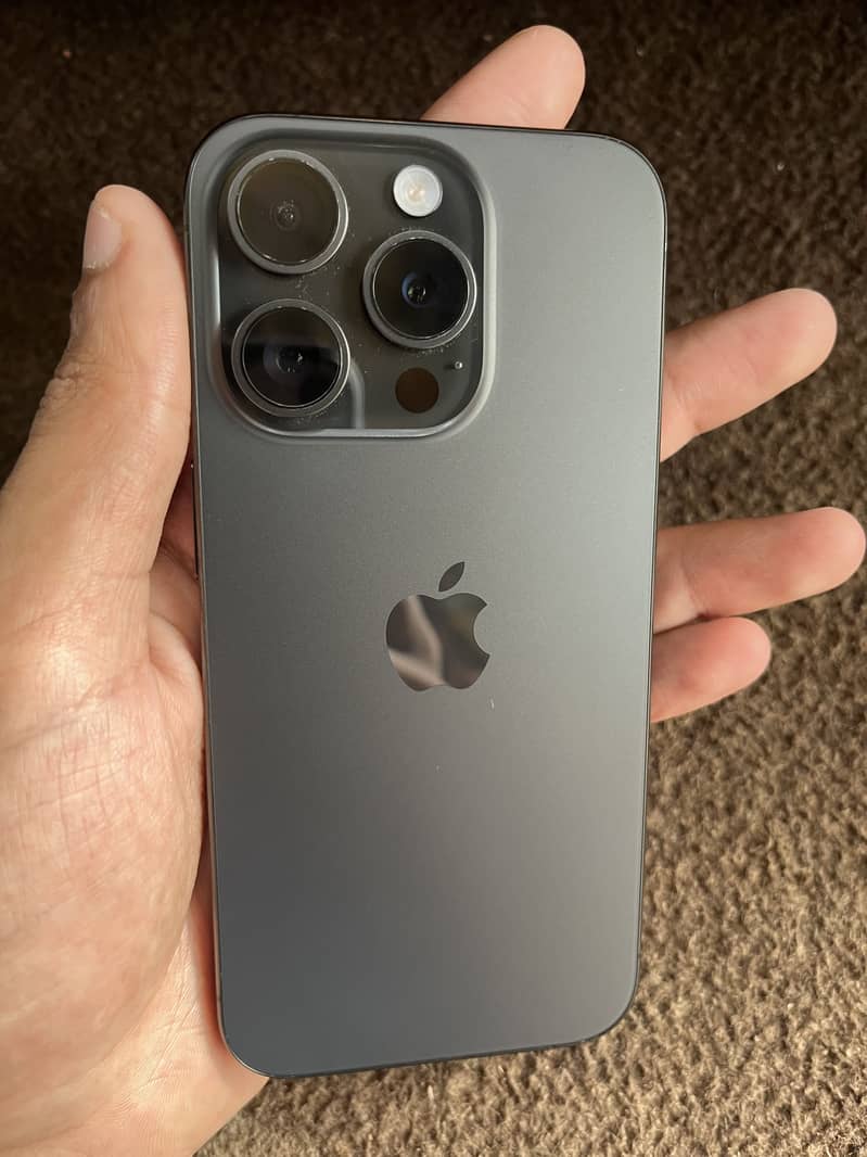 Apple iPhone 15 Pro 7