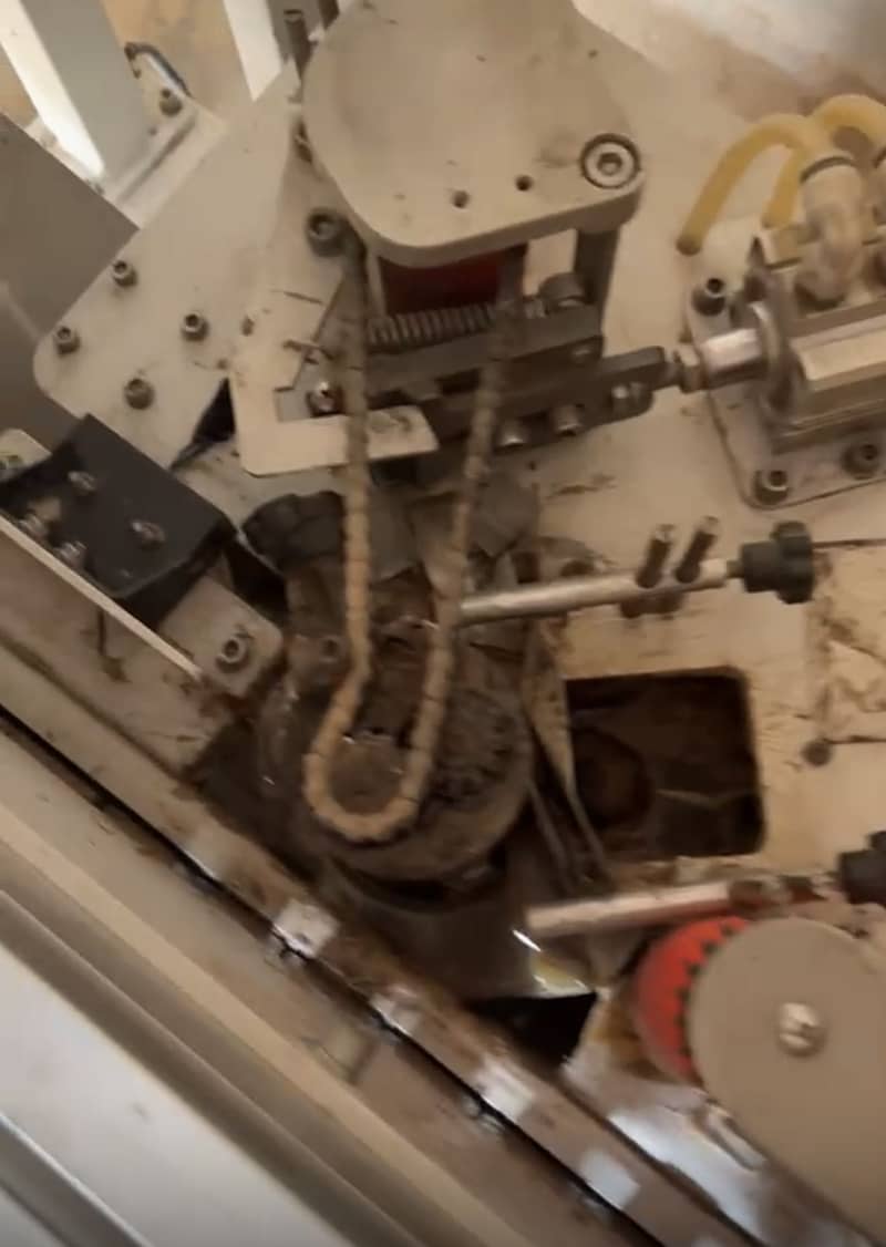R3 taping machine 0