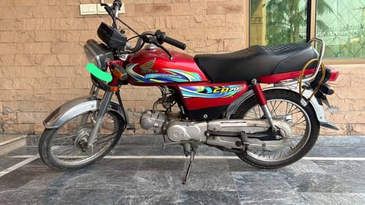 HONDA CD 70 2024