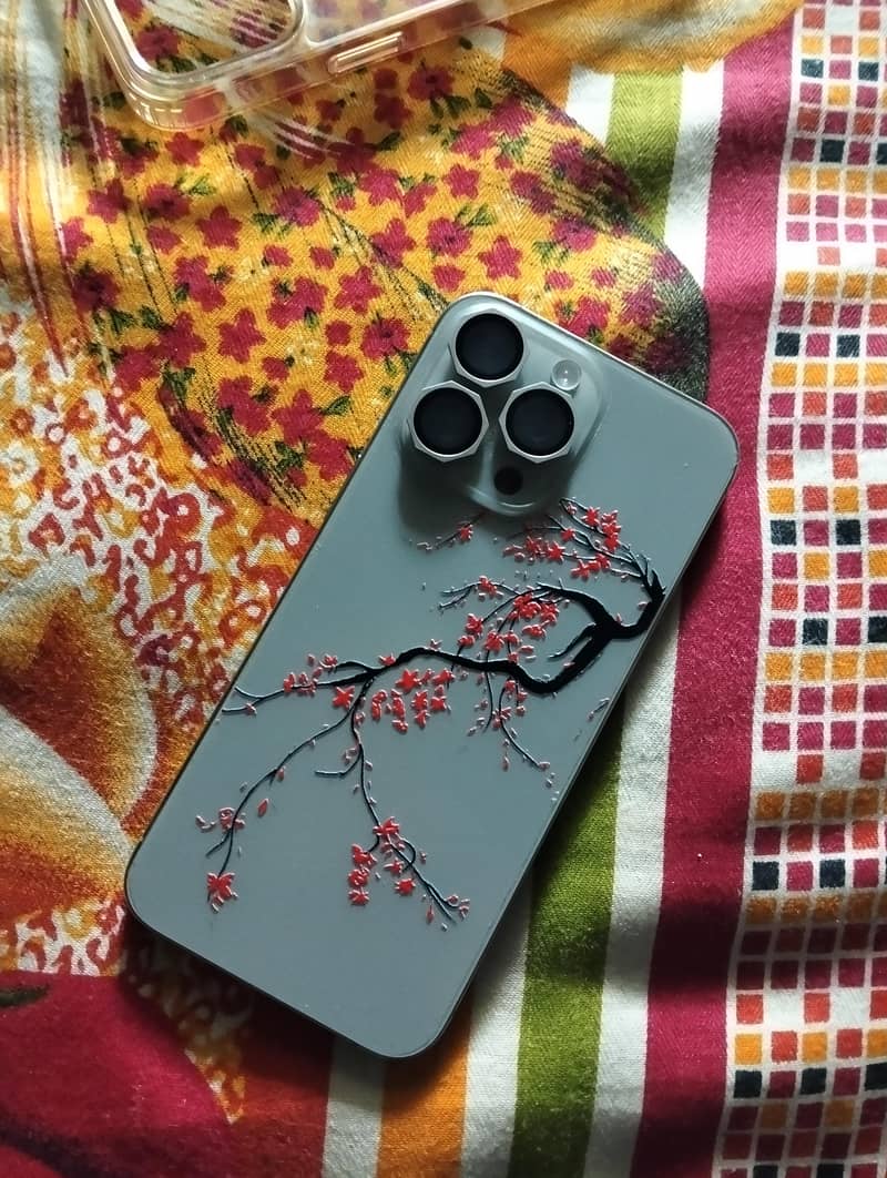 Apple iPhone 15 Pro Max 1