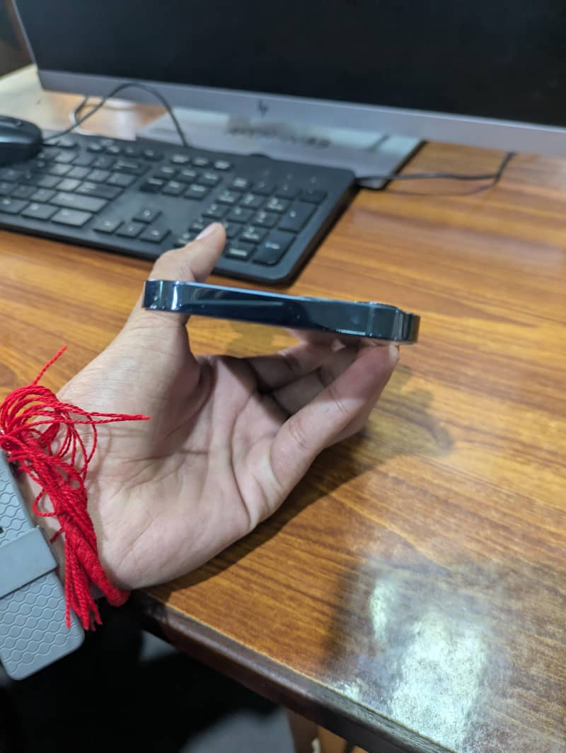 Apple iPhone 12 Pro 3