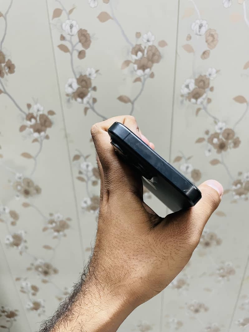 Apple iPhone 15 Pro Jv 3