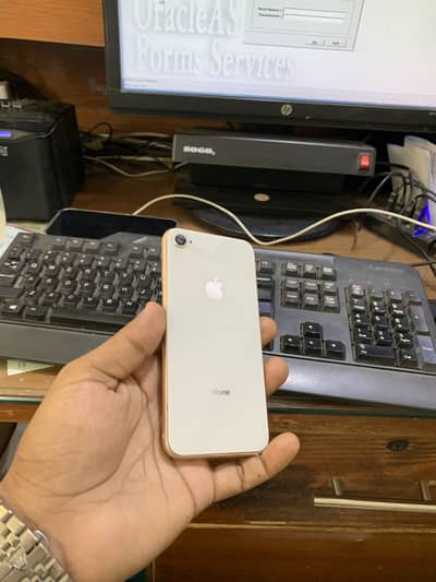 Apple iPhone 8
