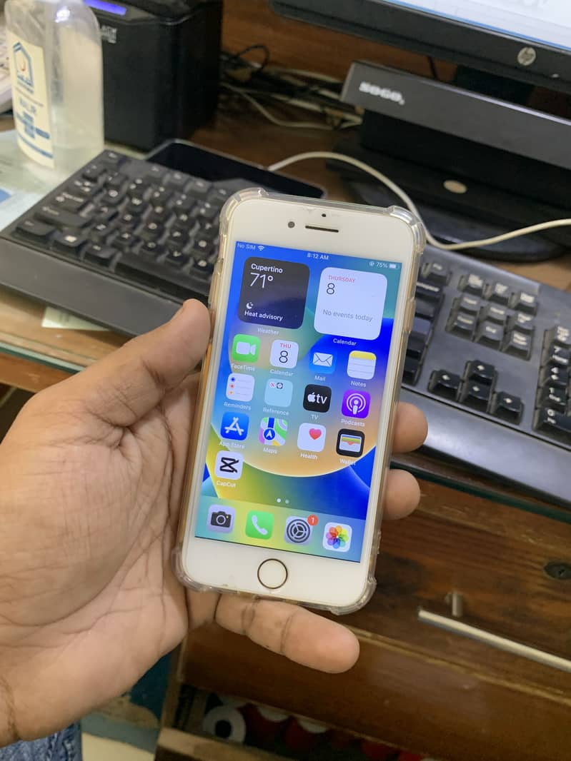 Apple iPhone 8 5