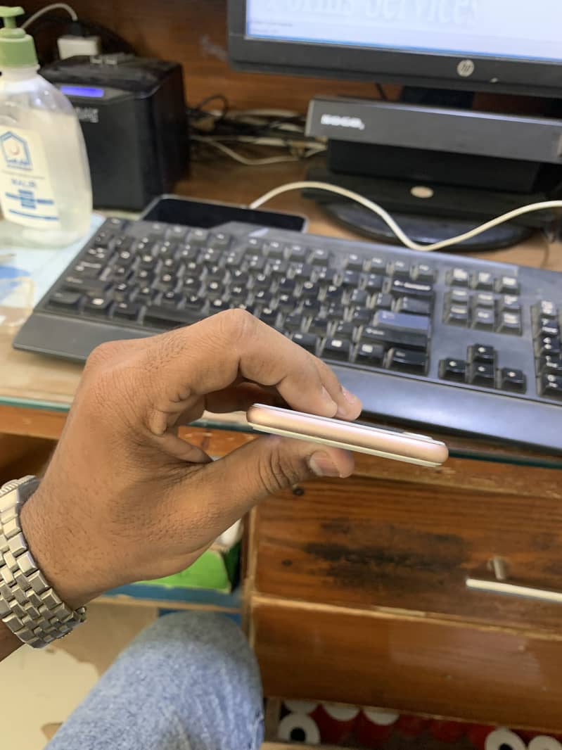 Apple iPhone 8 9