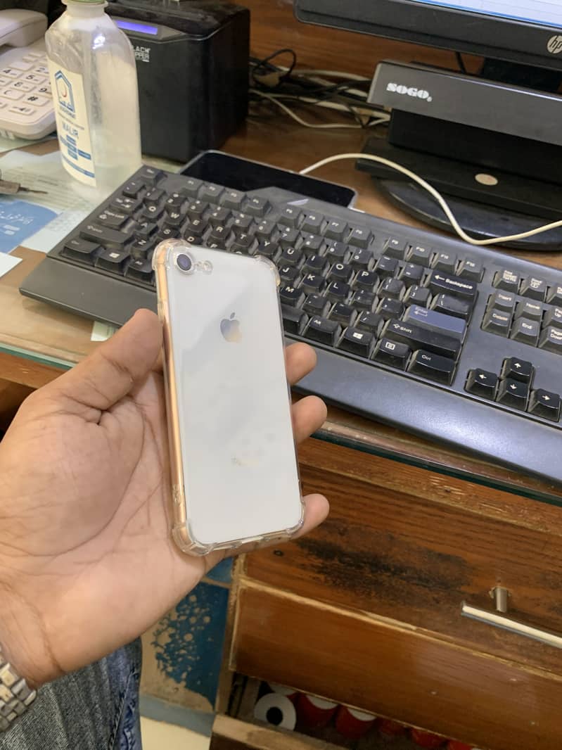 Apple iPhone 8 10