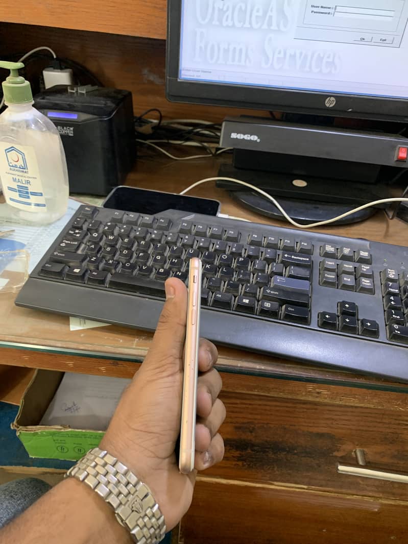 Apple iPhone 8 15