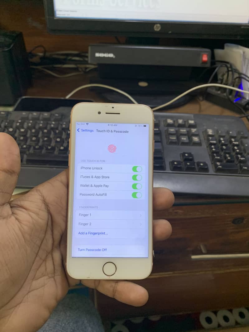 Apple iPhone 8 18