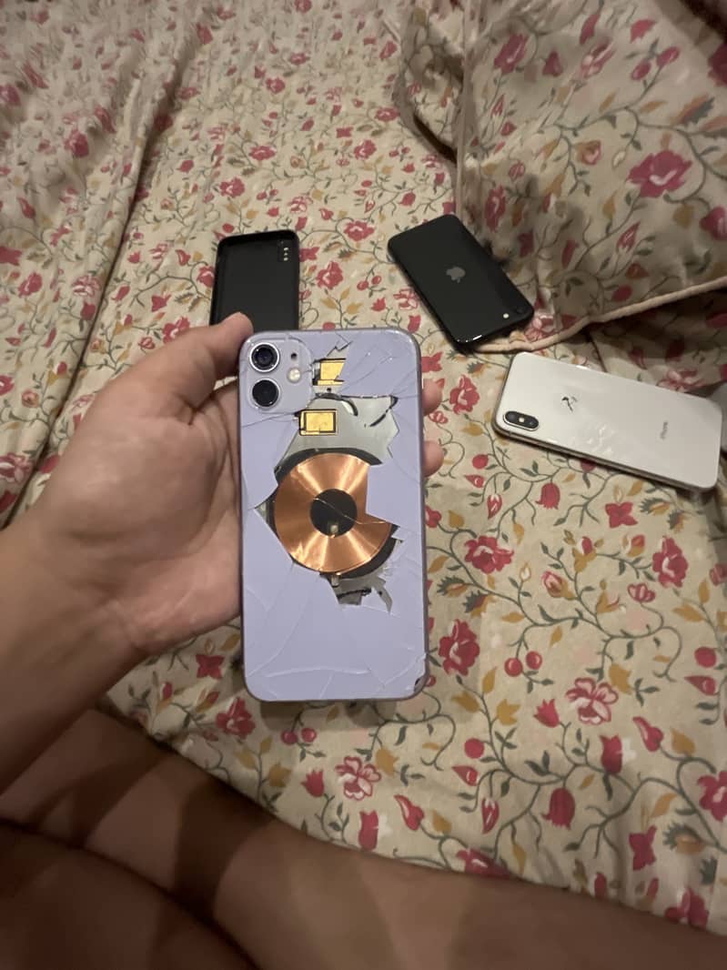 Apple iPhone 11 5