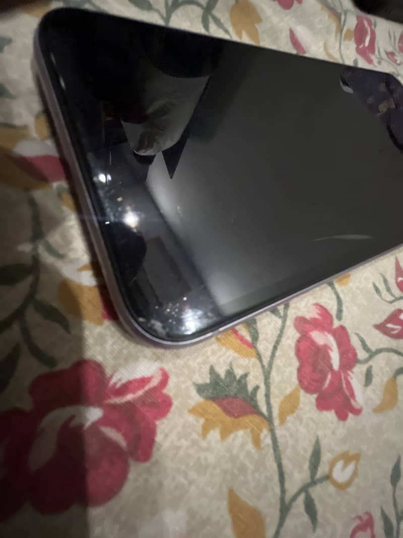 Apple iPhone 11 6