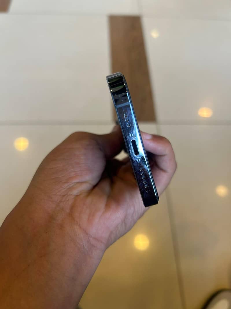 Apple iPhone 13 Pro 9