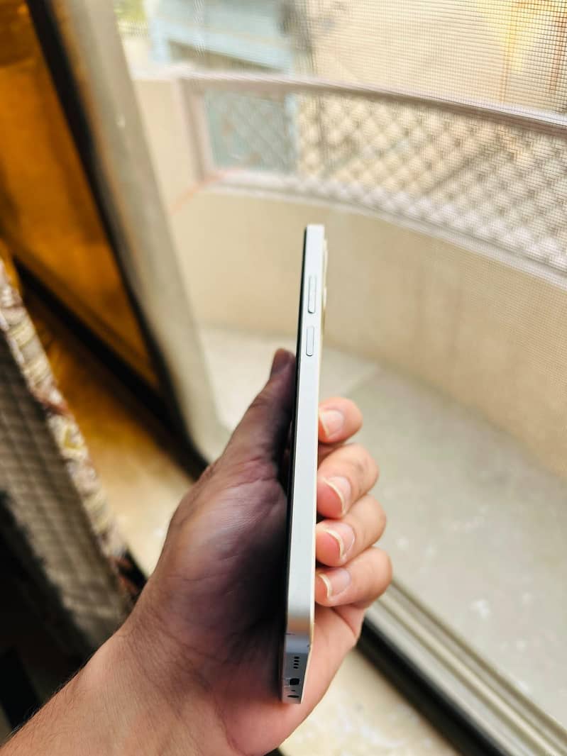 Realme C61 2