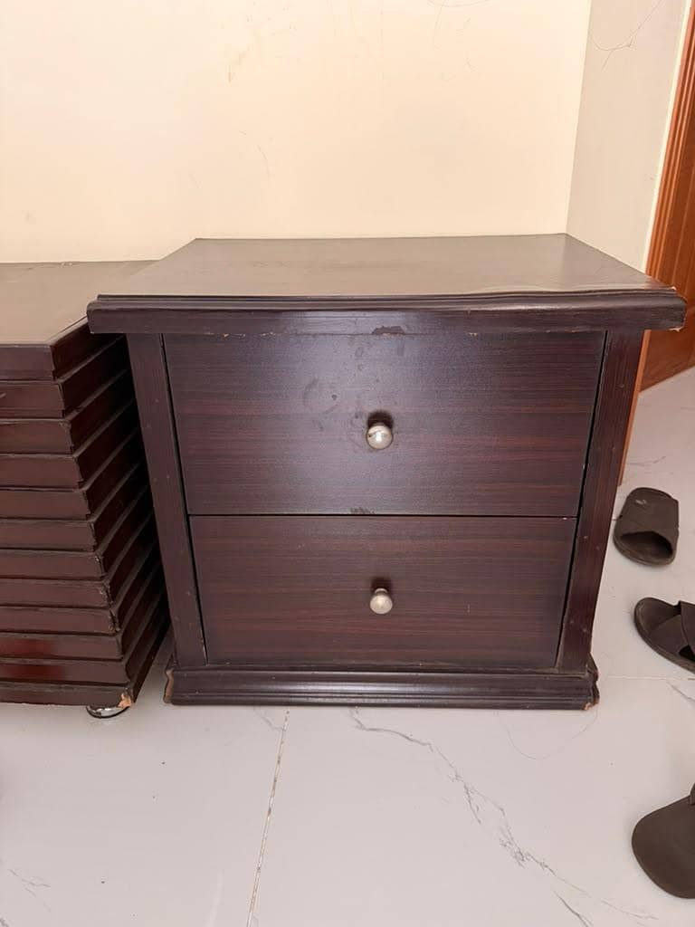 One Bed, 2 Side Tables Same Design and One Dressing 2