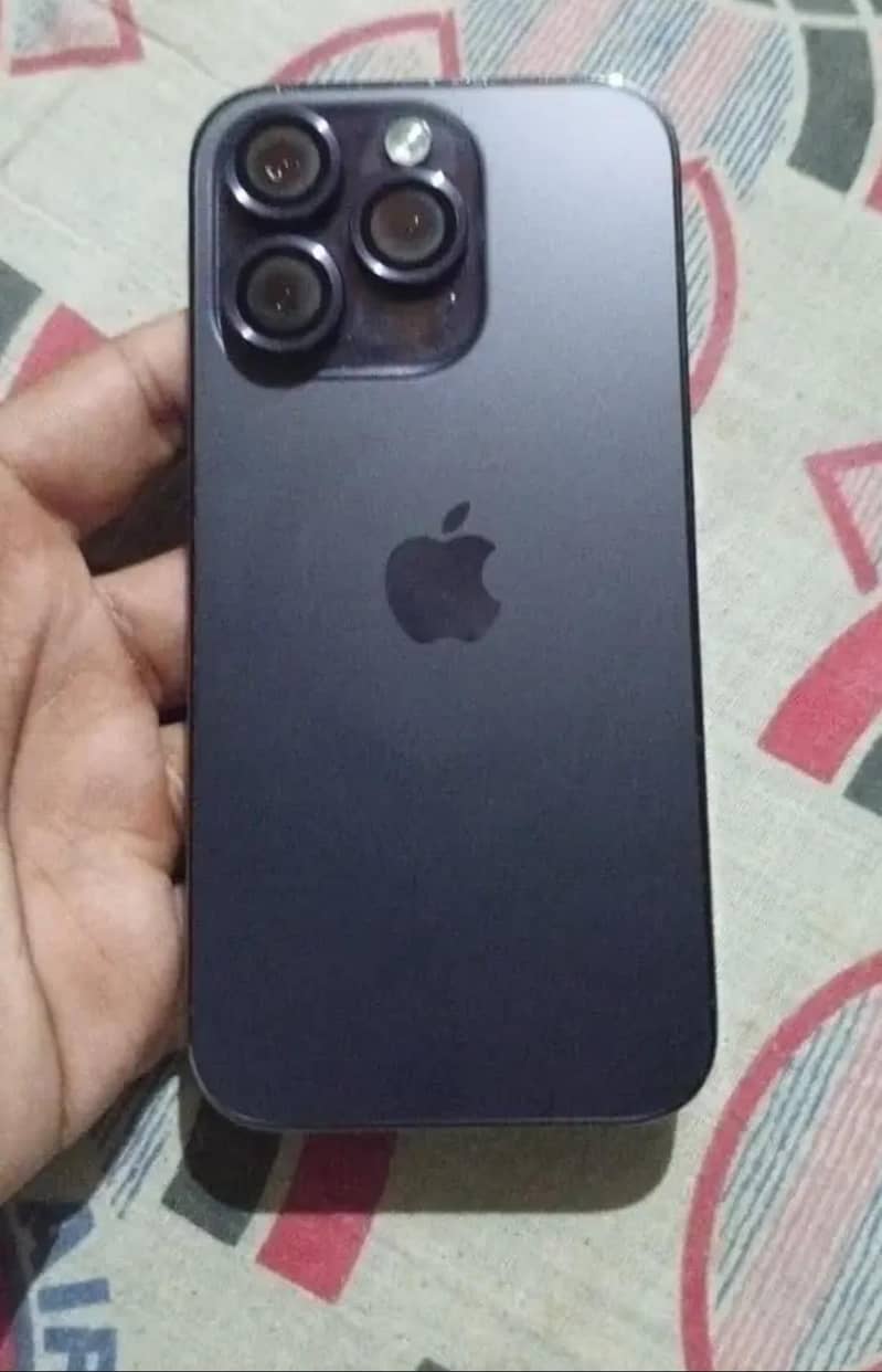 Apple iPhone 14 Pro 3