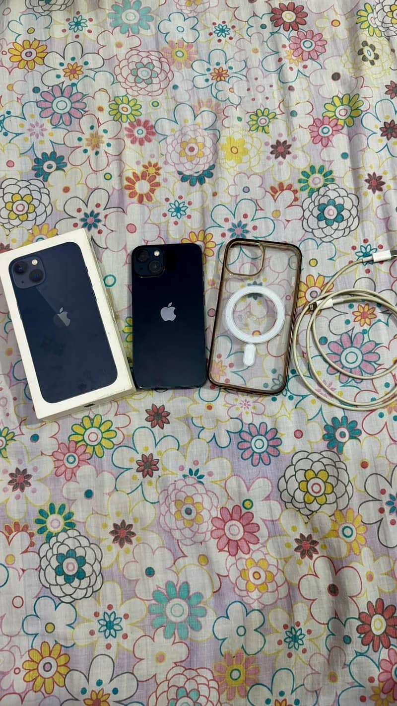 Apple iPhone 13 1