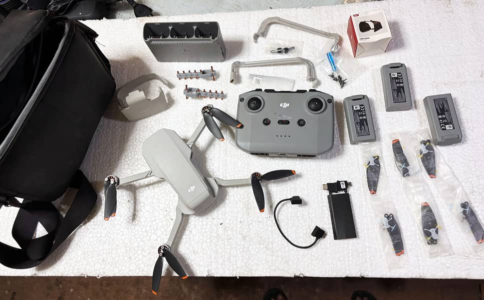 DJI MINI 2 FLY MORE COMBO 1