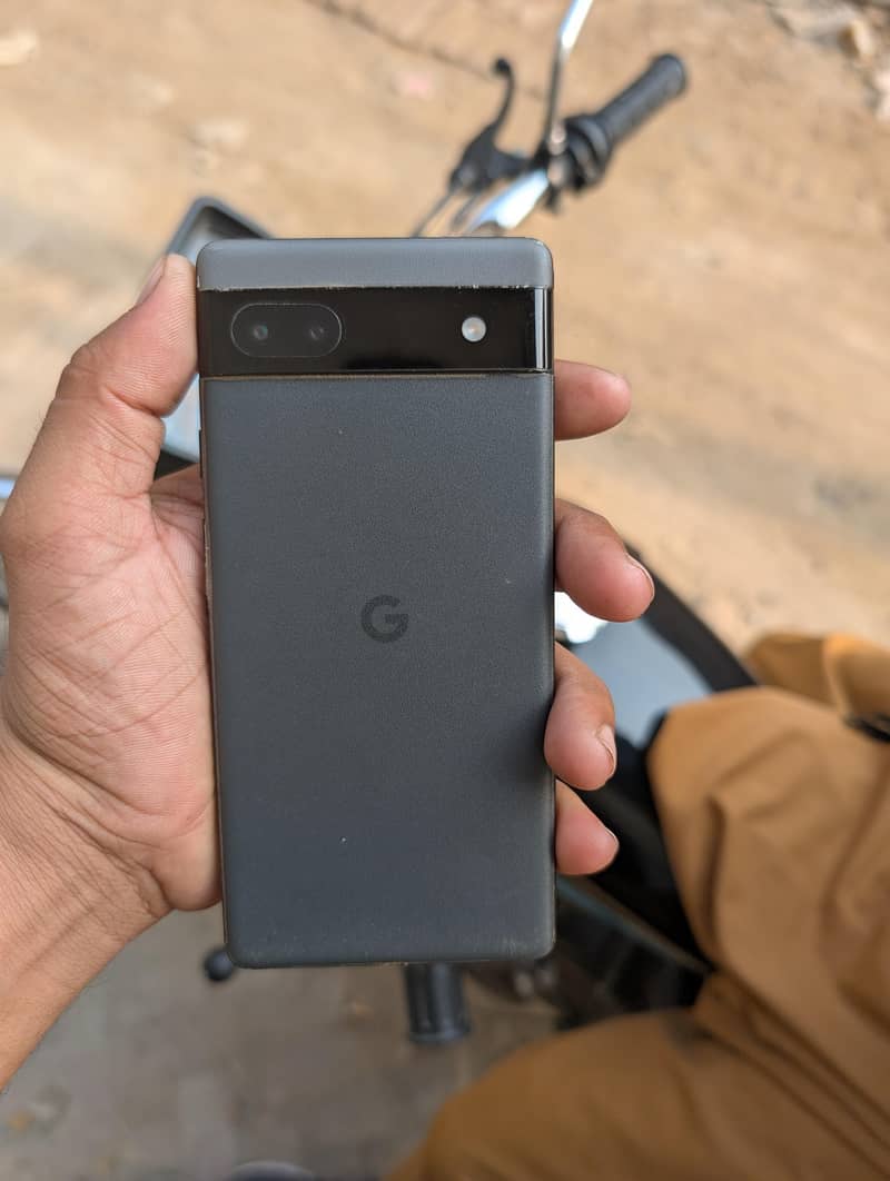 Google Pixel 6a 1