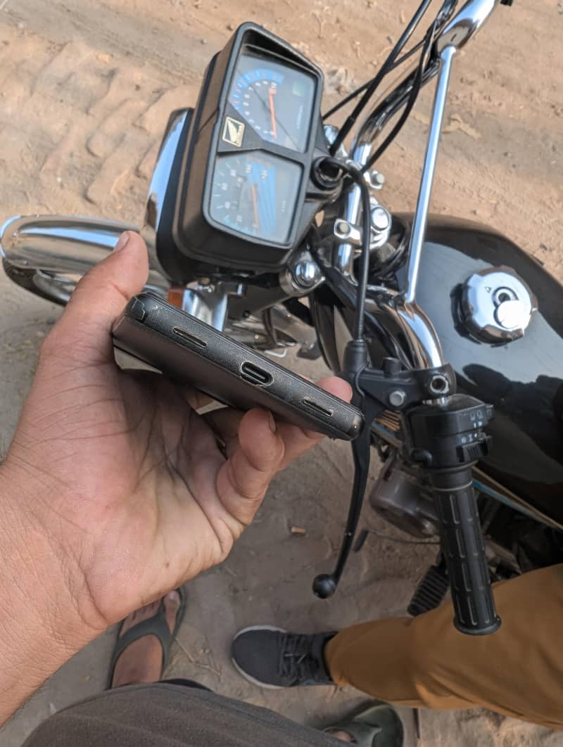 Google Pixel 6a 5
