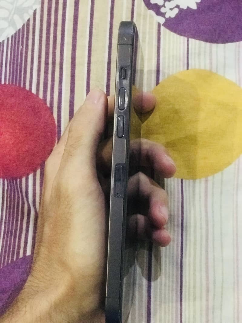 Apple iPhone 14 Pro Max 2