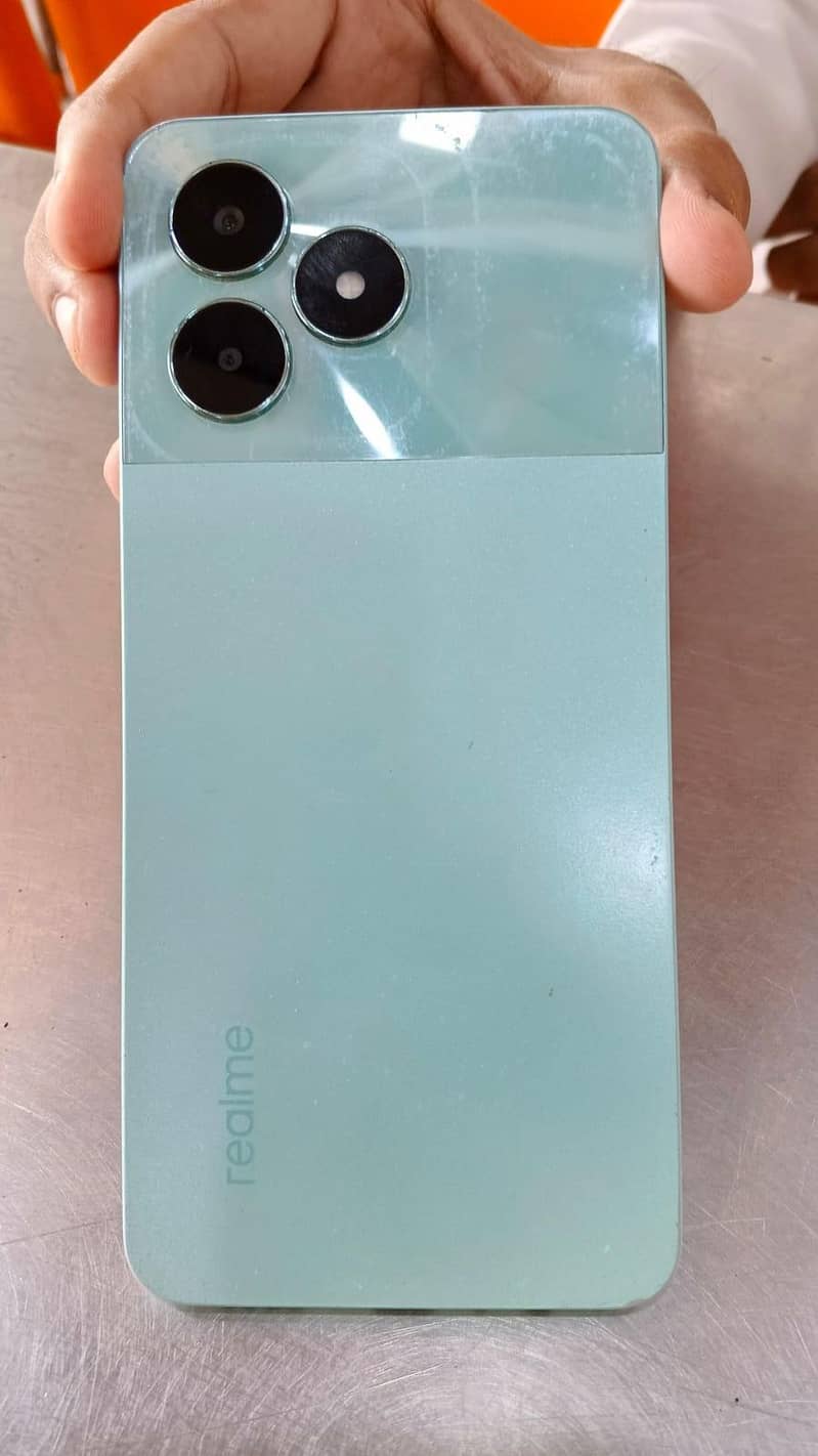 Realme C51 0