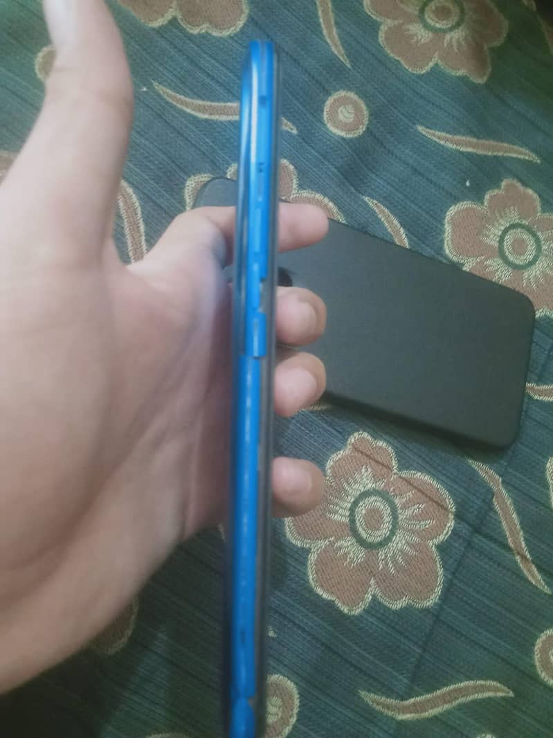 Realme 5s 5