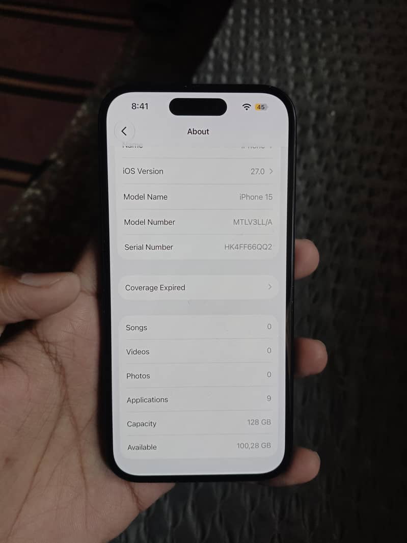 Apple iPhone 15 4