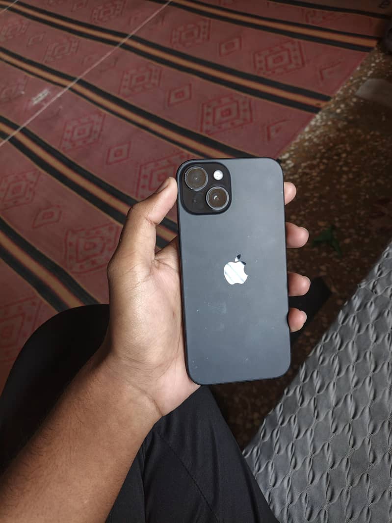Apple iPhone 15 7