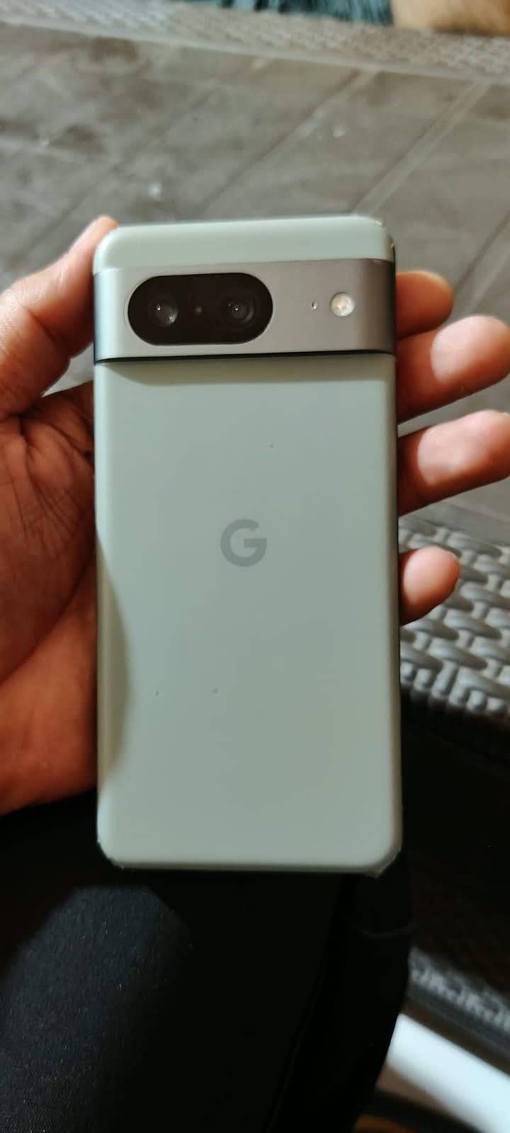 Google pixel 8 1