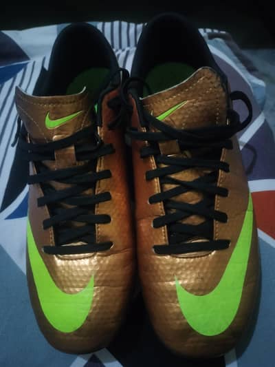 Nike Mercurial football shoes uk 6 size available for sell