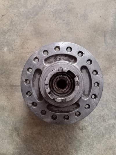 Kawasaki GTO 125/110 Front Hub Japnese