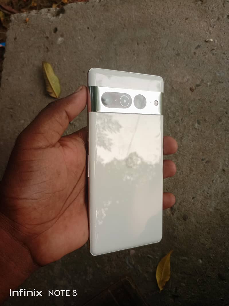 Google Pixel 7 Pro 0