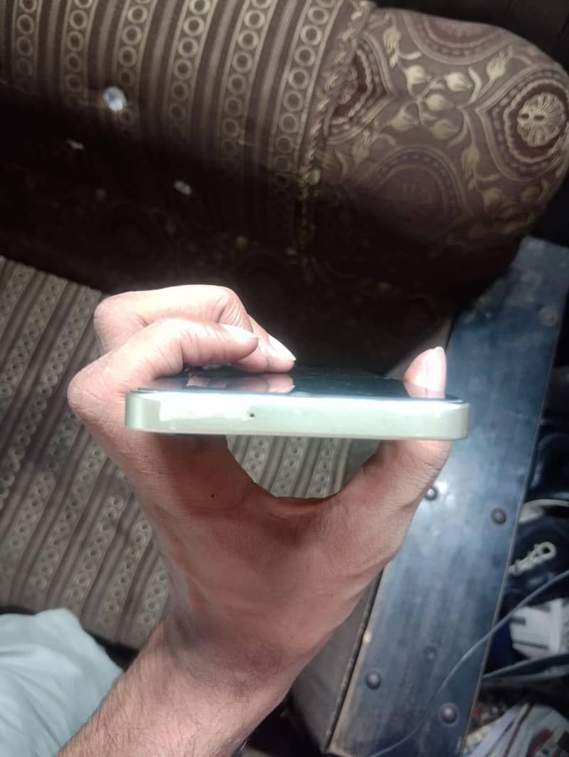 Samsung Mobile A06 5