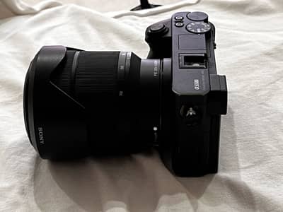 Soney Alphs A6500 Camera with Sony FE 28-70mm f/3.5-5.6 Lens