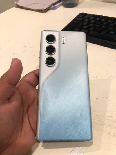 Tecno CAMON 40 Pro