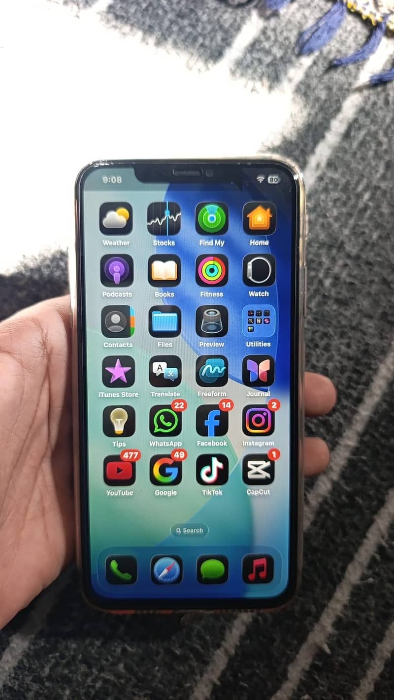 Apple iPhone 11 Pro Max 2