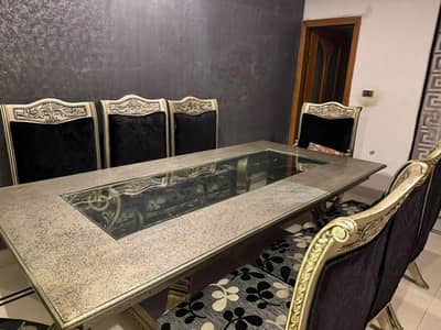 Designer dinning table brand new